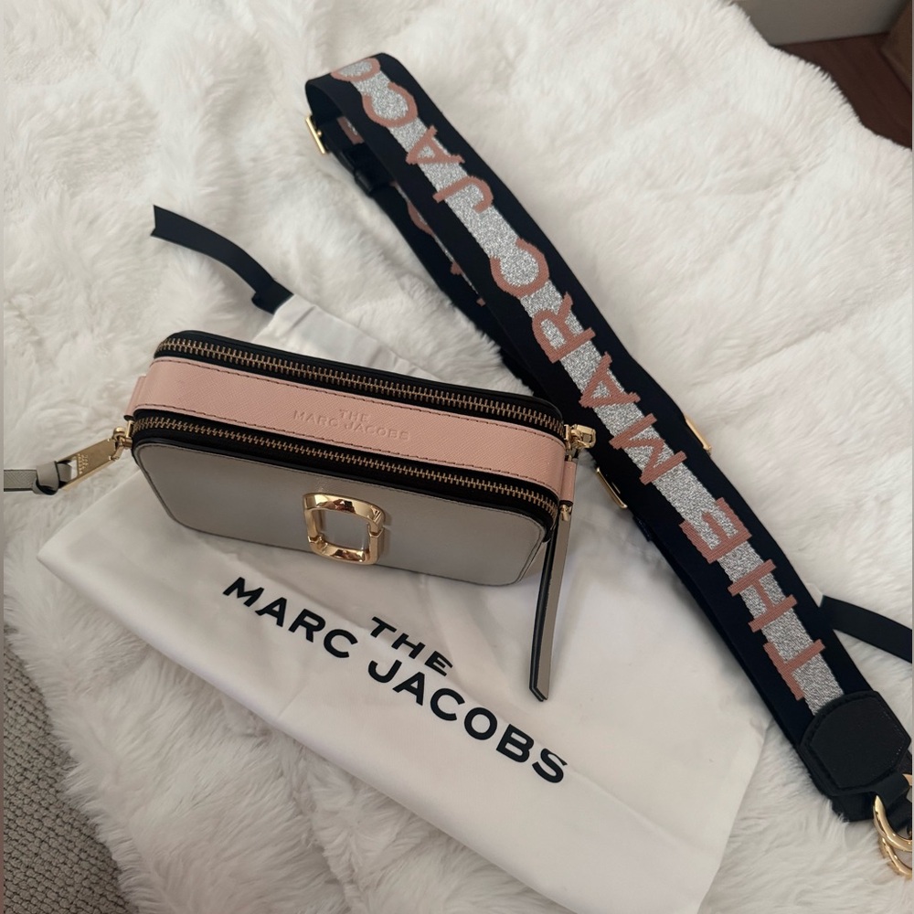 Marc Jacobs Snapshot